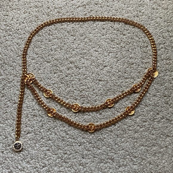 St. John Gold Chain belt - Picture 7 of 9